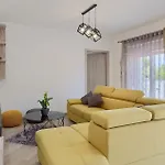 Imela Σπίτι διακοπών *