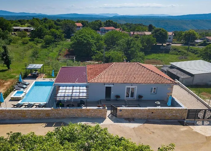 Imela Holiday home *