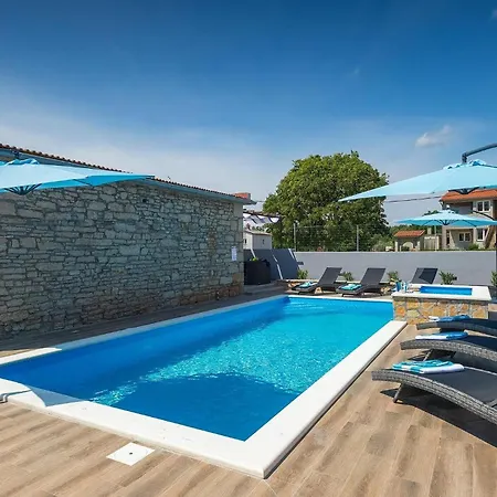 Holiday home Imela