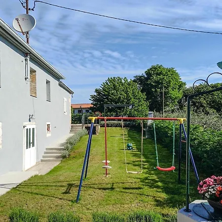 Hébergement de vacances Imela *